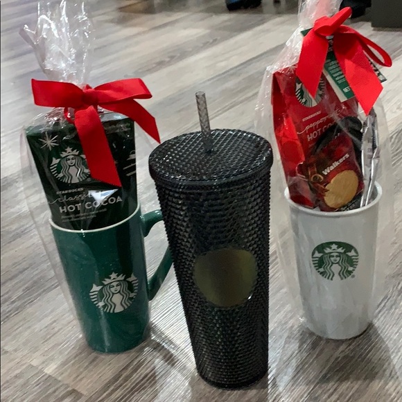 LIMITED EDITION Starbucks 2020, with 2 gift sets